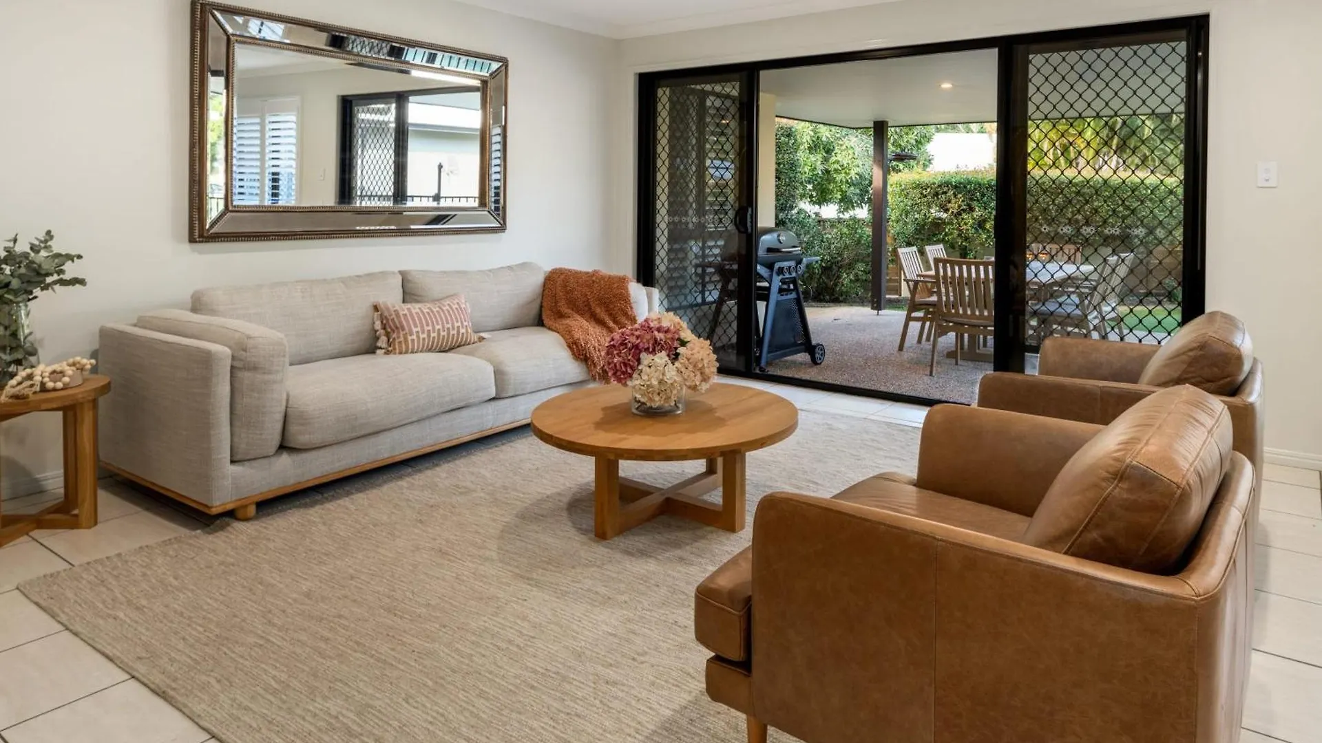 Fig Tree Family Home In Currimundi Kawana Waters Αυστραλία